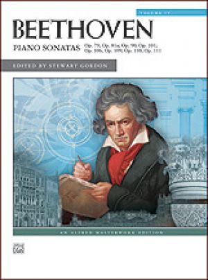 Beethoven: Piano Sonatas Volume 4 (Nos. 25-3