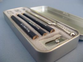 Henle Musician's Writing Set with Tuning fork